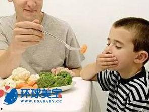 孩子请妈妈吃瓜,孩子请妈妈吃瓜，温馨瞬间定格