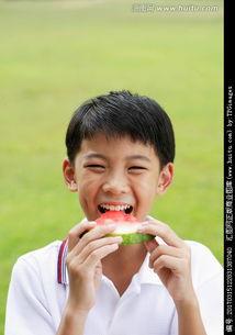 男生应该怎么吃瓜,轻松解锁瓜界新姿势