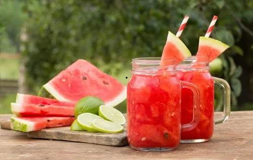 喝水叫吃瓜,喝水与吃瓜的奇妙融合