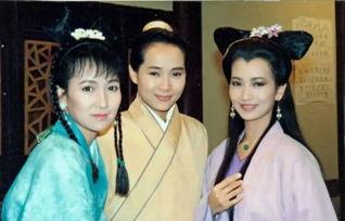 许仙吃瓜视频完整,揭秘娱乐圈幕后真相，笑料百出！