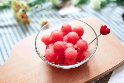 空腹吃西瓜吃哈密瓜