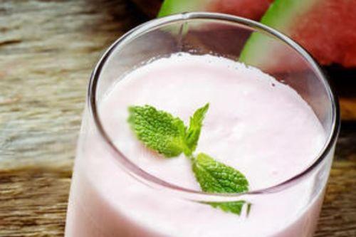 吃瓜不能喝牛奶,为何不能与牛奶同食？揭秘健康饮食搭配原则