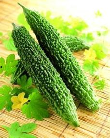 户外吃瓜最重要,畅享夏日清凉时光